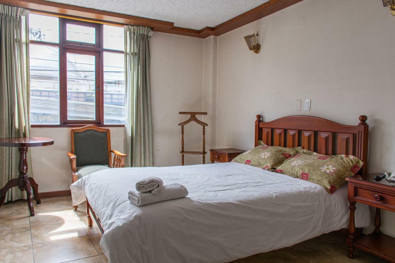 Alfaro Hotel Cumanda מראה חיצוני תמונה