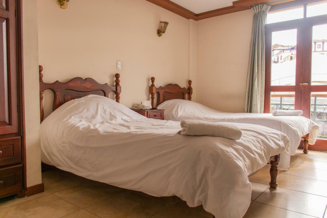 Alfaro Hotel Cumanda מראה חיצוני תמונה