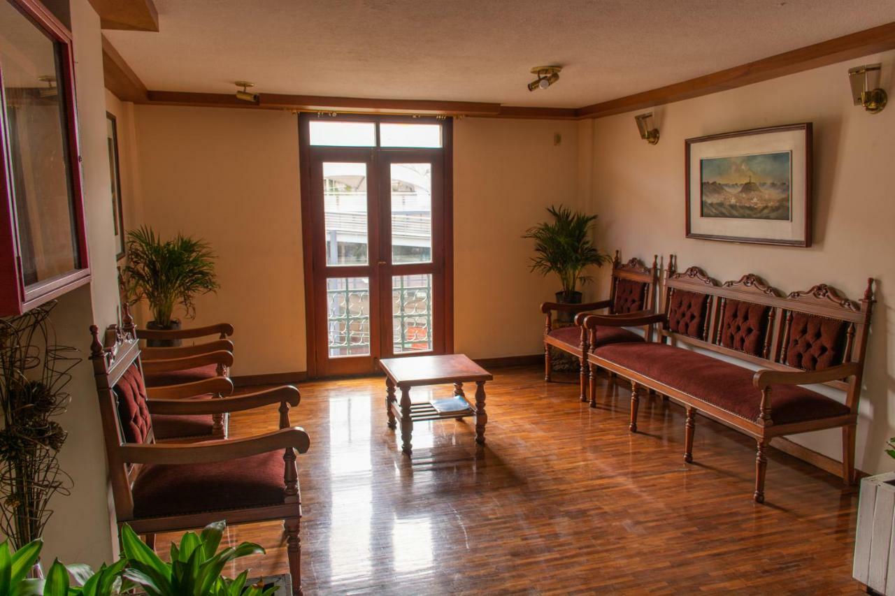 Alfaro Hotel Cumanda מראה חיצוני תמונה