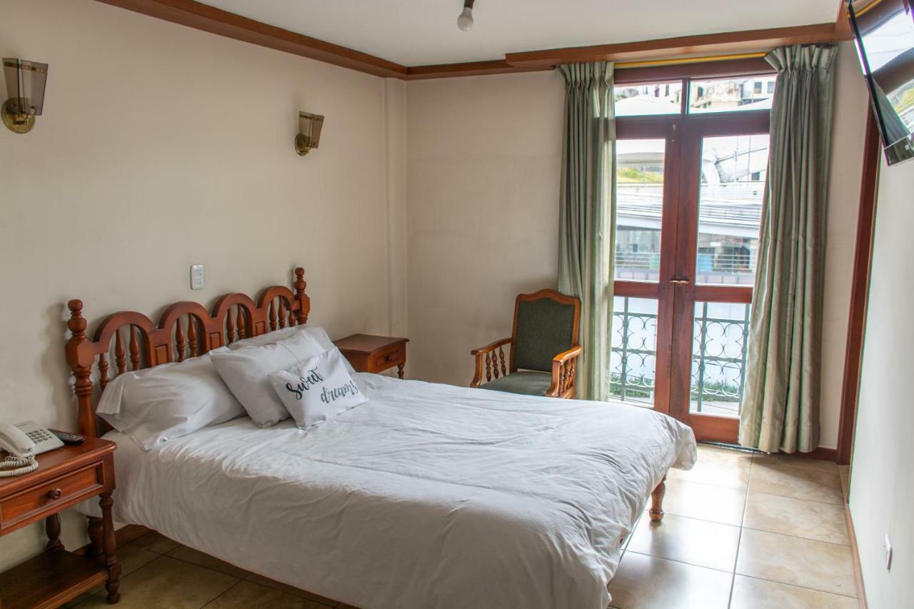 Alfaro Hotel Cumanda מראה חיצוני תמונה